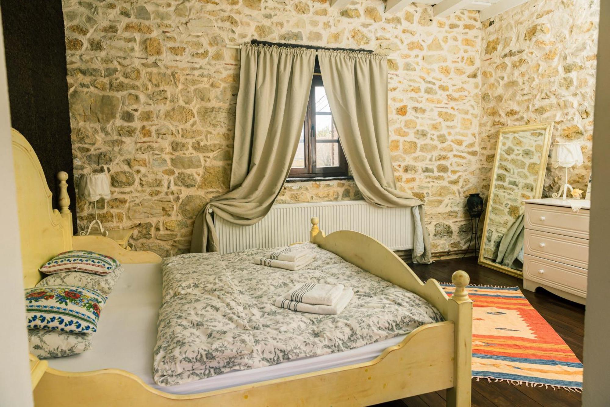 Casa Thea Cheile Nerei Hotel Socolari Exterior photo