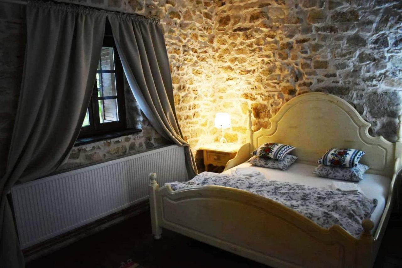 Casa Thea Cheile Nerei Hotel Socolari Exterior photo